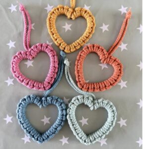 DIY macramé small hearts kit with wooden frames and cords